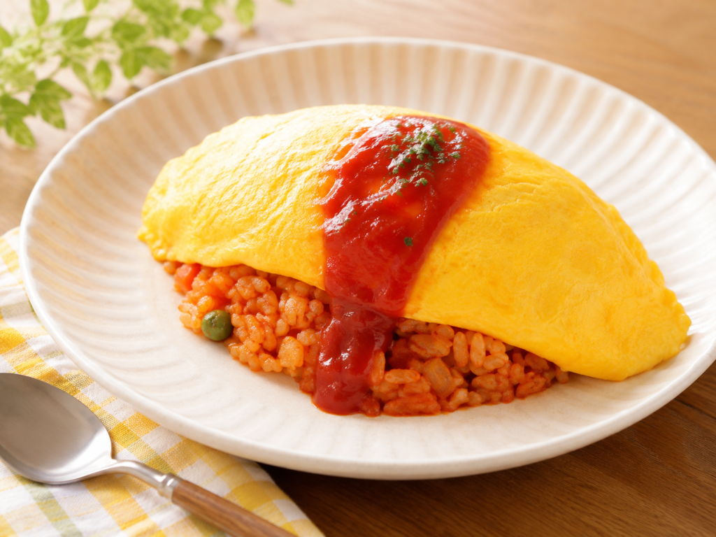 夏休みの昼ごはんにおすすめの卵とケチャップで作る簡単オムライス